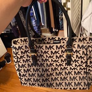 Michael Kors tote bag.